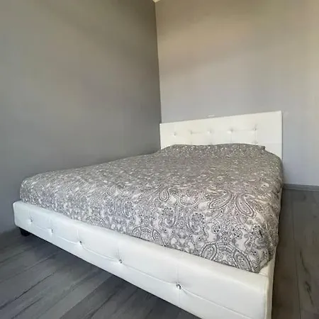 Minimalist Apartment-Free Parking, Self Check In Riga Exterior photo