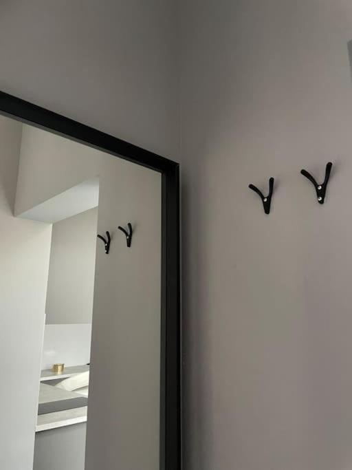 Minimalist Apartment-free Parking, Self Check In Korter *